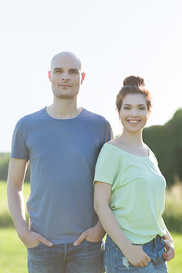 Das Team aus Fotografin und Fotoassistent hinter Rocha Studio