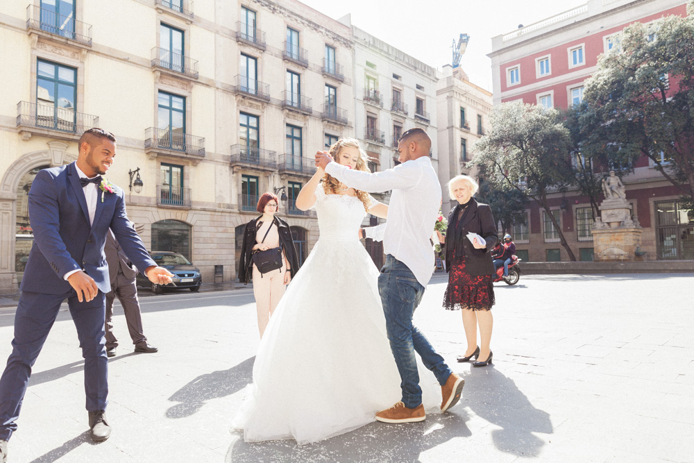 fotografo de bodas Rocha Studio Osnabrück - standesamtliche Trauung von Melissa und Felipe in Barcelona