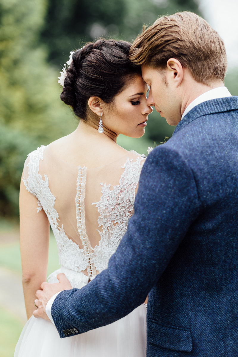 Fotograf Rocha Studio Osnabrück - Wedding Inspiration Shooting Leslie & Raphael mit Moon Gate