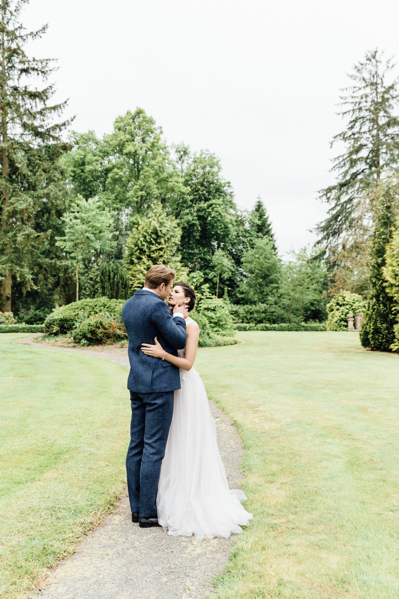 Fotograf Rocha Studio Osnabrück - Wedding Inspiration Shooting Leslie & Raphael mit Moon Gate