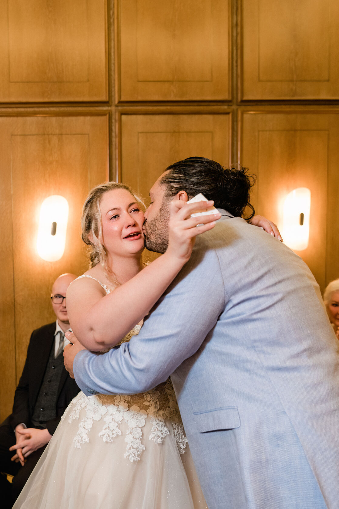 Fotograf Rocha Studio Osnabrück - Hochzeitsreportage Anne & Lars in der Stadtwaage Osnabrück und am Dock49