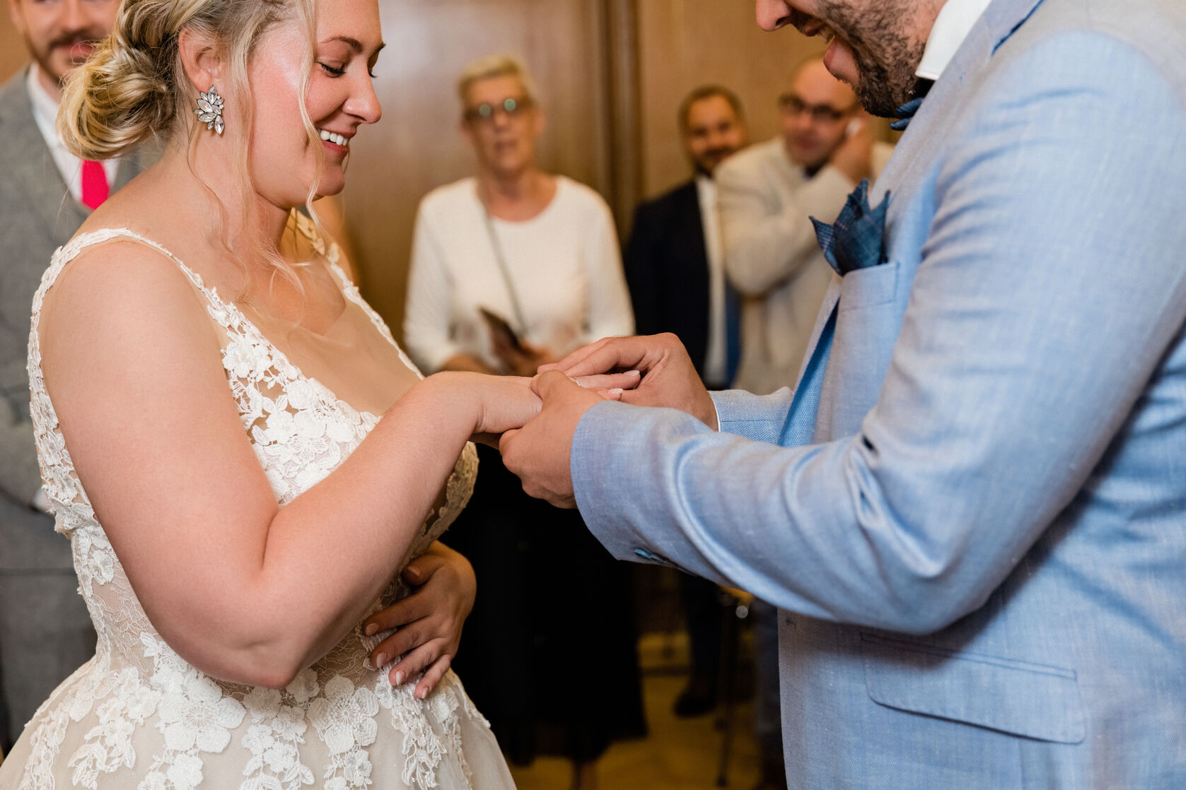 Fotograf Rocha Studio Osnabrück - Hochzeitsreportage Anne & Lars in der Stadtwaage Osnabrück und am Dock49