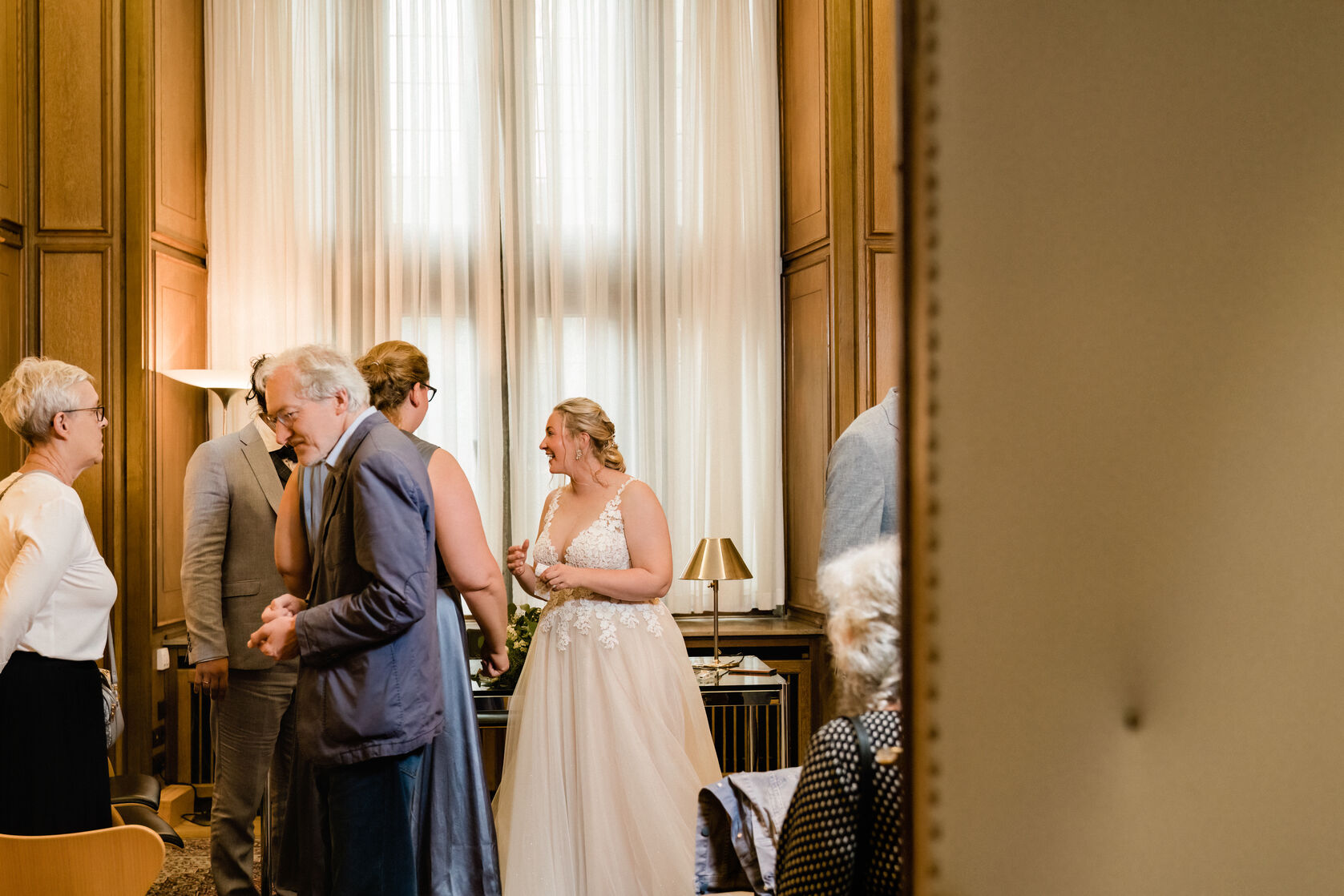 Fotograf Rocha Studio Osnabrück - Hochzeitsreportage Anne & Lars in der Stadtwaage Osnabrück und am Dock49