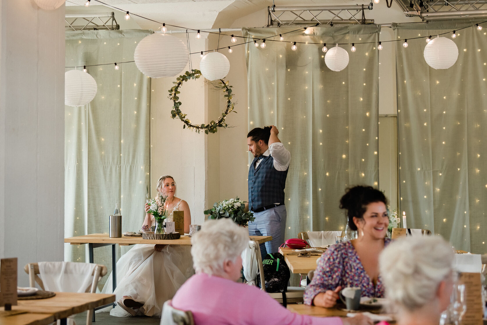 Fotograf Rocha Studio Osnabrück - Hochzeitsreportage Anne & Lars in der Stadtwaage Osnabrück und am Dock49